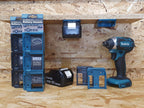 StealthMounts SM-BM-MK18-BLU-6 Battery Mounts for Makita 18v LXT Teal 6pk
