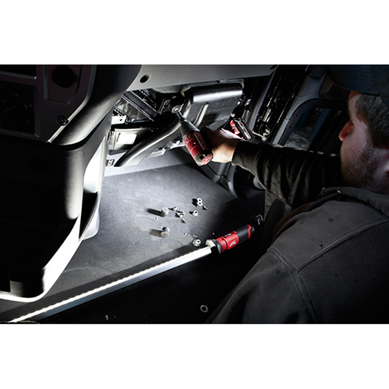 Milwaukee MIL-2125-20 M12 LED Underhood Light (Bare Tool)