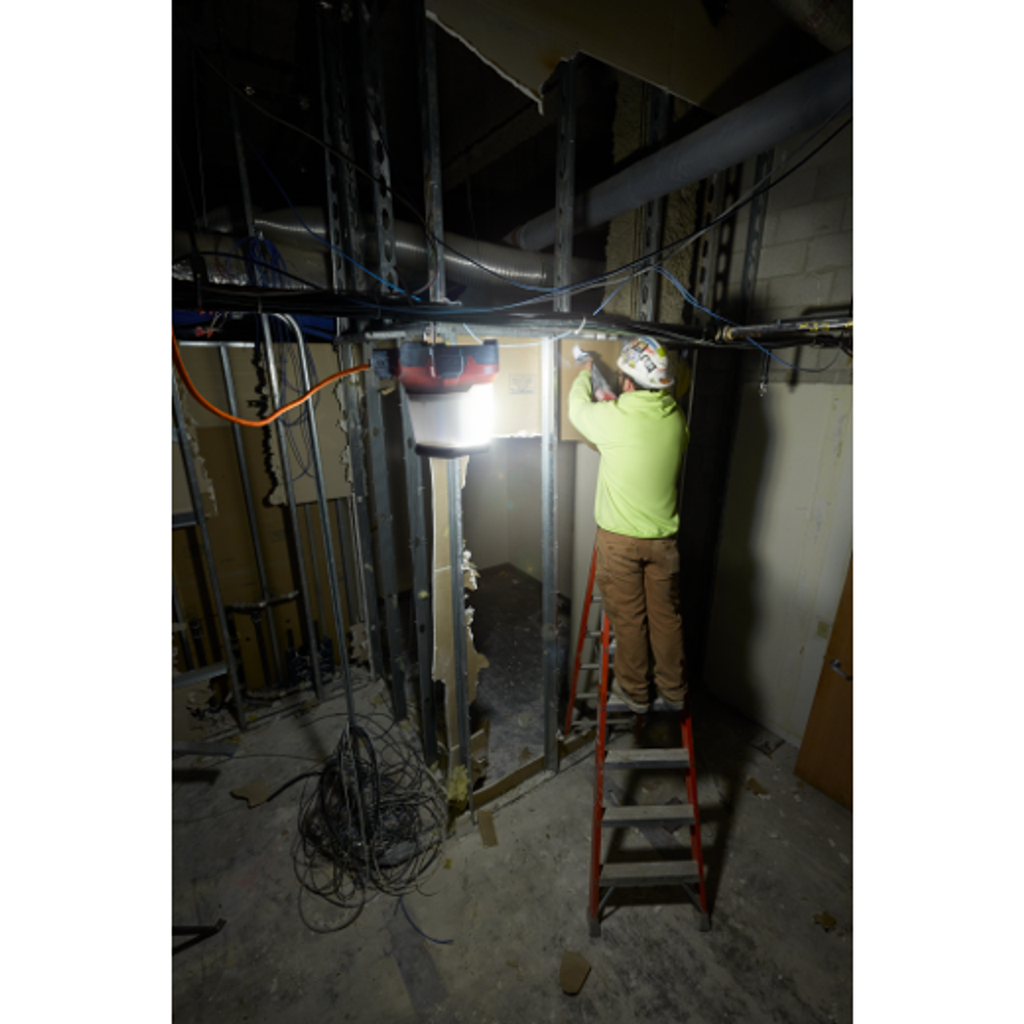 Milwaukee MIL-2145-20 M18 Radius LED Compact Site Light