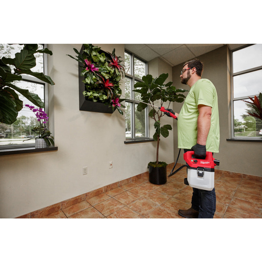 Milwaukee MIL-2528-21G2 M12 2 Gallon Handheld Sprayer Kit