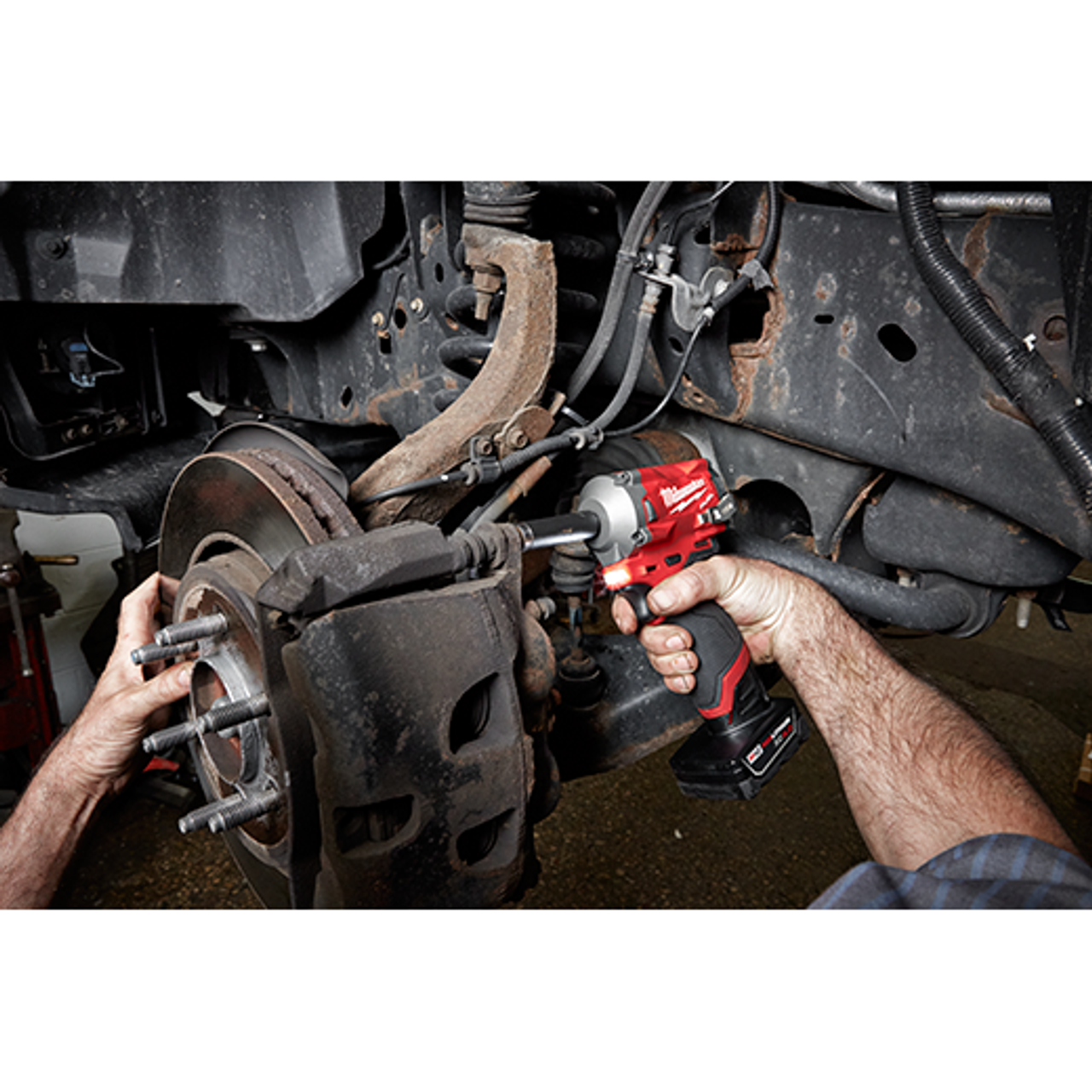 Milwaukee MIL-2554-22 M12 FUEL 3/8in Stubby Impact Wrench Kit