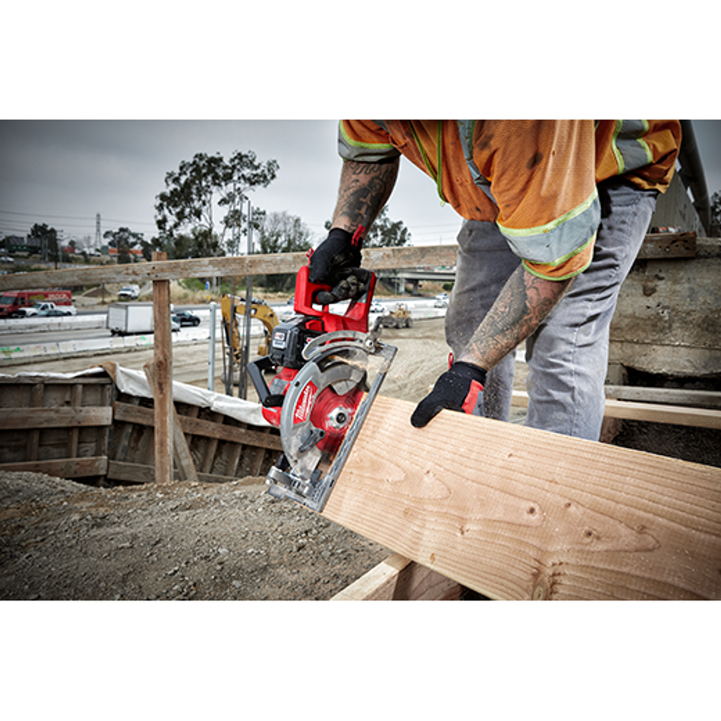 Milwaukee MIL-2830-20 M18 FUEL Rear Handle 7-1/4in Circular Saw - Bare Tool