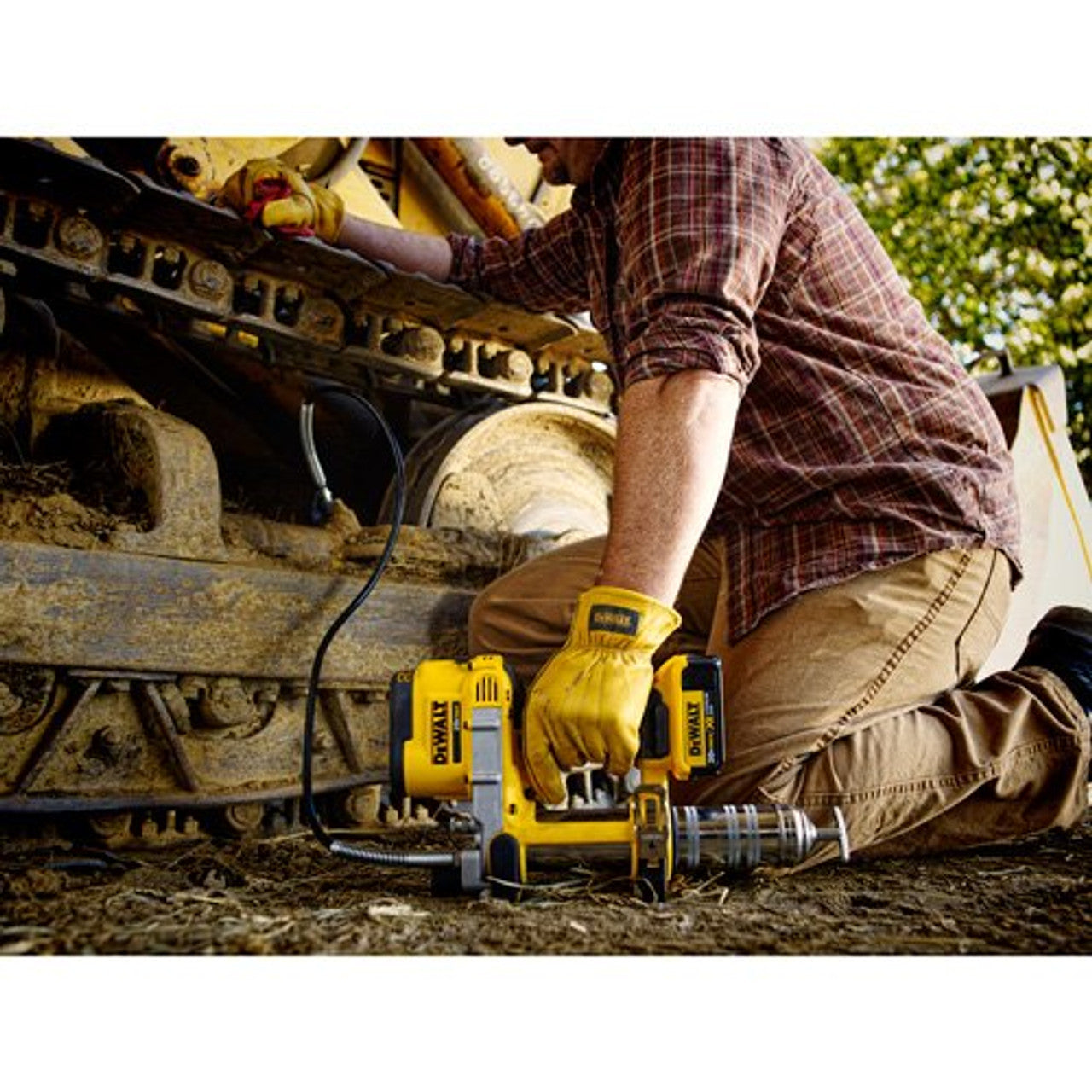 DEWALT DEW-DCGG571M1 20V MAX Li-Ion Grease Gun (4.0Ah) with Battery and Kit Box