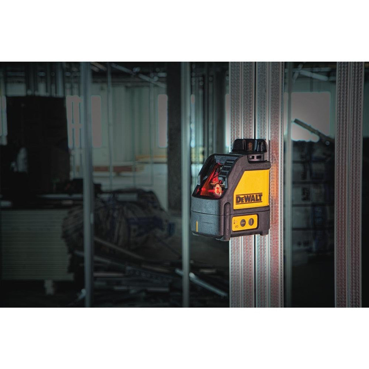 DEWALT DEW-DW088K Self-Leveling Cross Line Laser