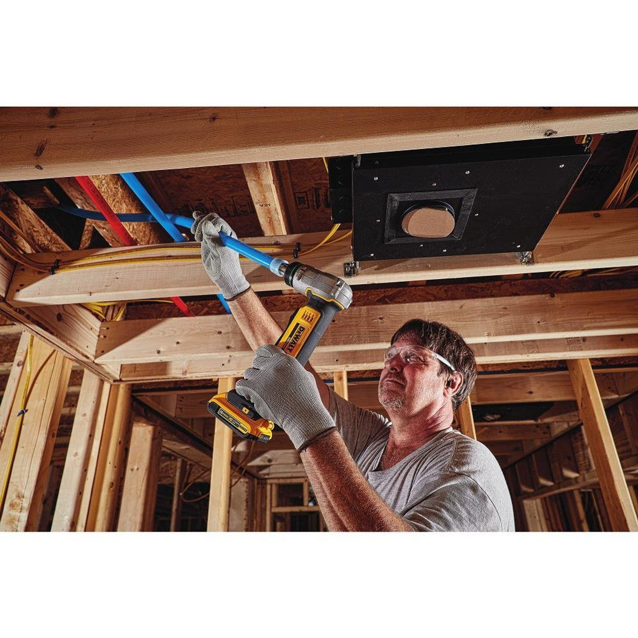 DEWALT DEW-DCE400D2 20V MAX 1 in. PEX Expander Kit with 2x 2.0Ah Batteries