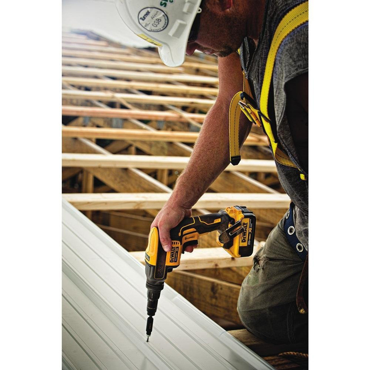 DEWALT DEW-DCF622B 20V MAX XR Torque Screwgun (Bare Tool)