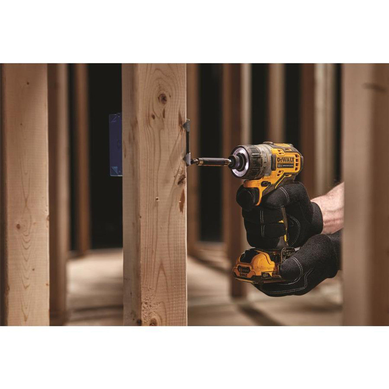 DEWALT DEW-DCF601F2 12V MAX Brushless Cordless Screwdriver 2x 2.0Ah Kit