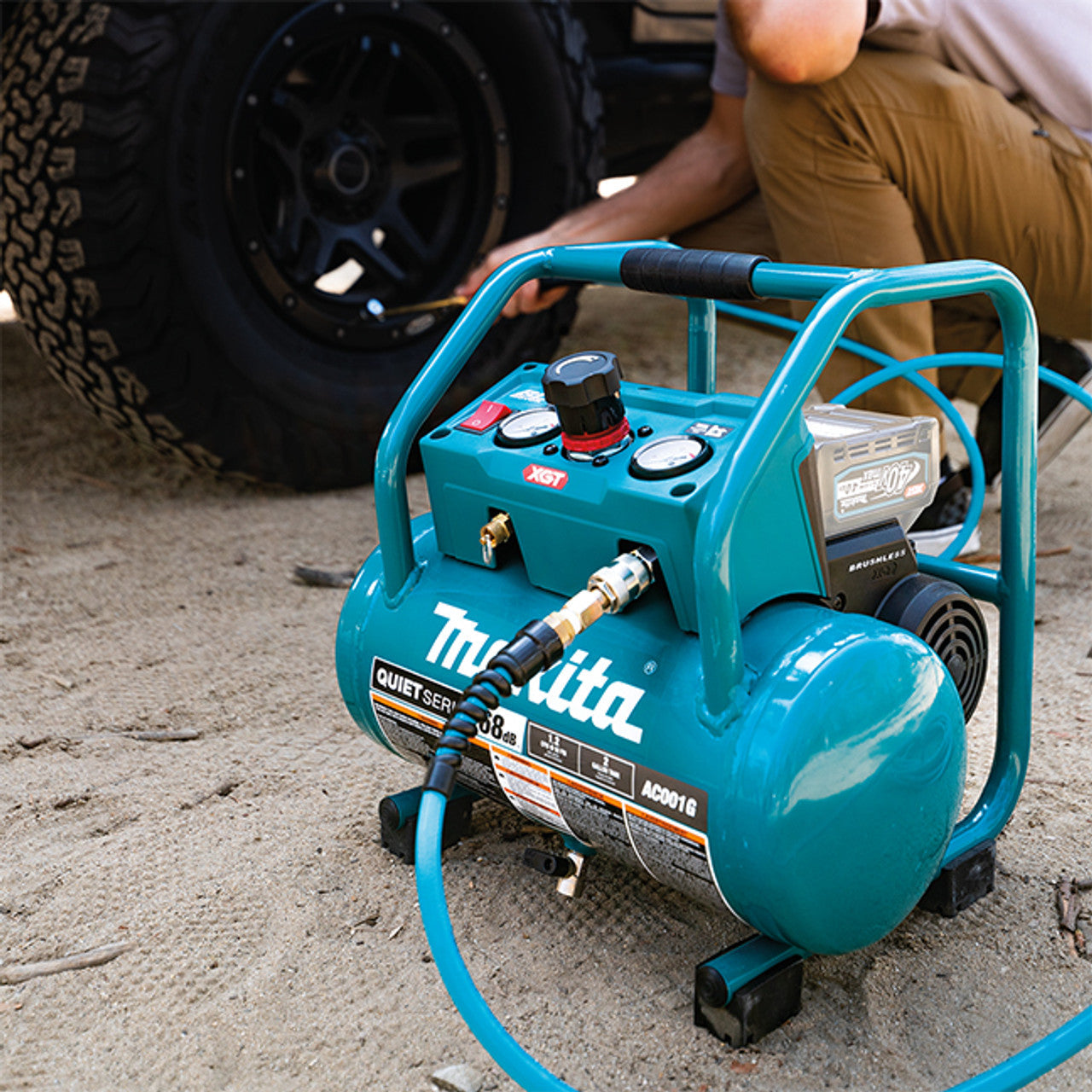 Makita MAK-AC001GZ 40V MAX XGT Brushless Cordless 7.6 L (2.0 Gal) Air Compressor, Quiet Series (Bare Tool)