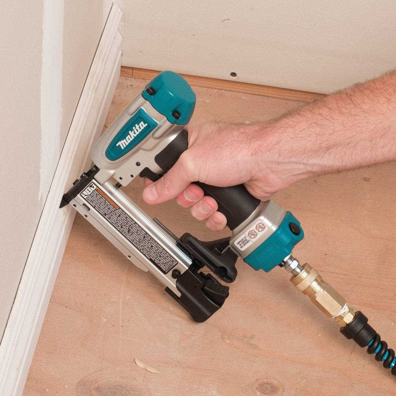 Makita MAK-AF353 23 Gauge, 1-3/8in Pin Nailer