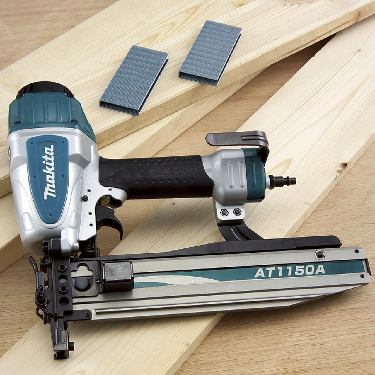 Makita MAK-AT1150A 16G 2in Stapler