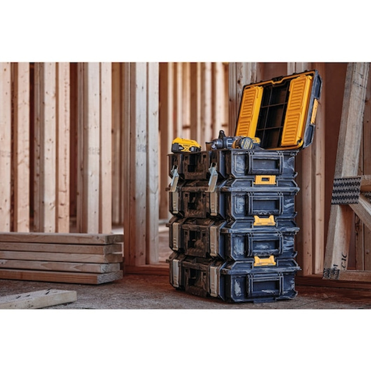 DEWALT DEW-DCB205 20V MAX Li-Ion Battery 5.0AH