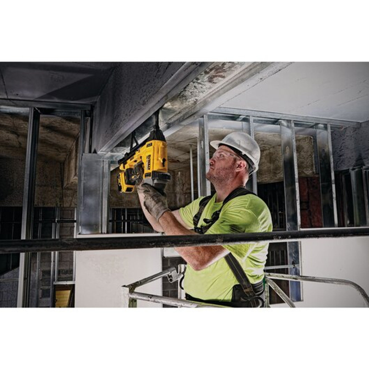 DEWALT DEW-DCN891B 1in Magazine Cordless Concrete Nailer (Bare Tool)