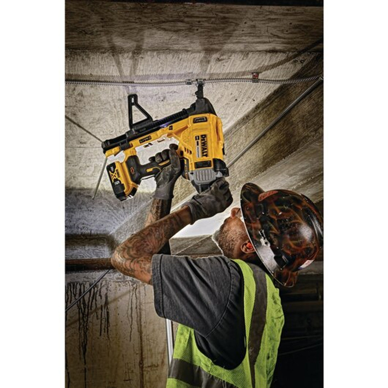 DEWALT DEW-DCN891B 1in Magazine Cordless Concrete Nailer (Bare Tool)