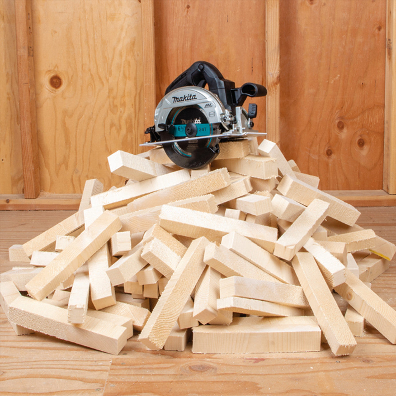 Makita MAK-DHS660ZB 6-1/2in Sub-Compact Cordless Brushless Circular Saw Bare Tool