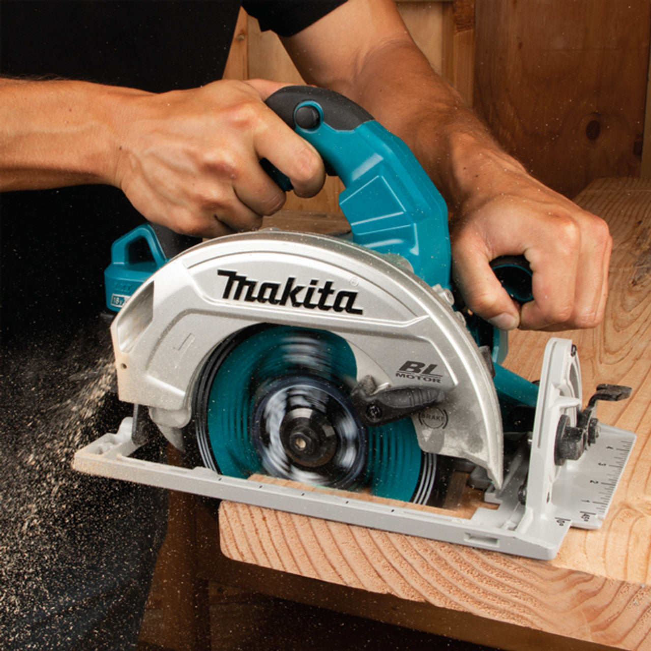 Makita MAK-DHS780Z 7-1/4in Cordless Circular Saw