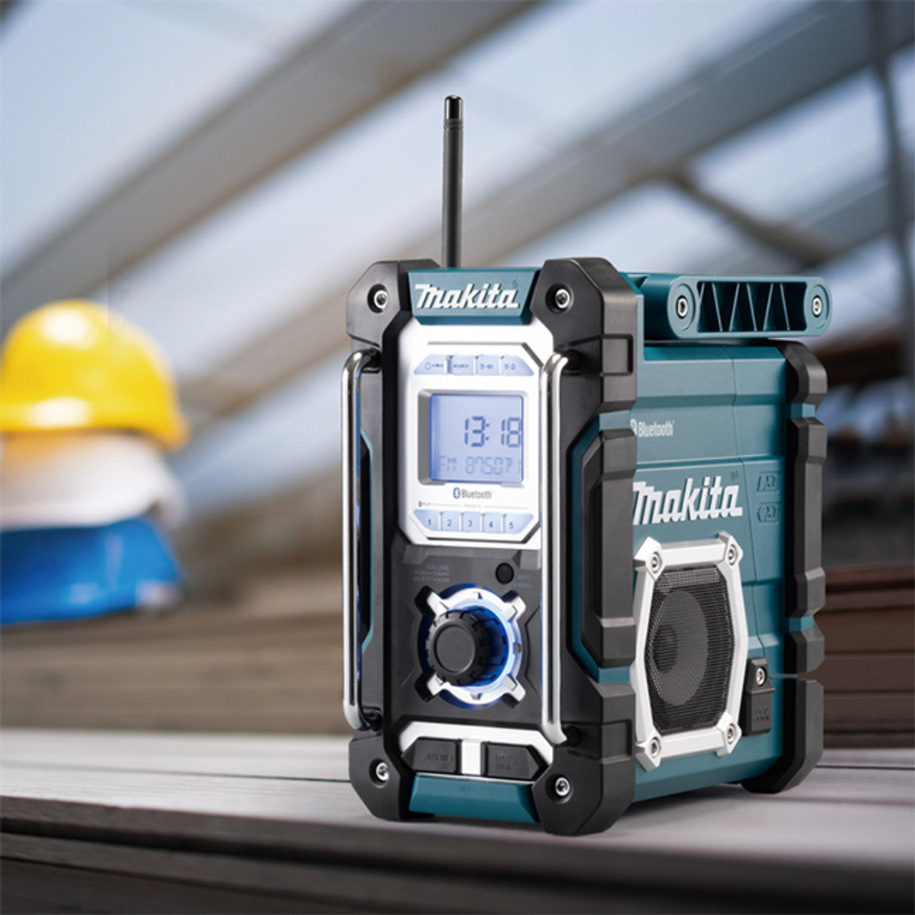 Makita MAK-DMR108N Cordless or Electric Jobsite Radio with Bluetooth (Bare Tool)