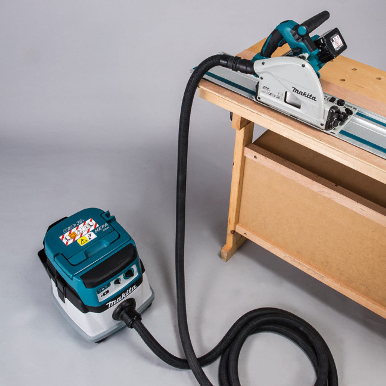 Makita MAK-DSP601ZJ 6-1/2in 18Vx2 Brushless Plunge Cut Circular Saw with AWS