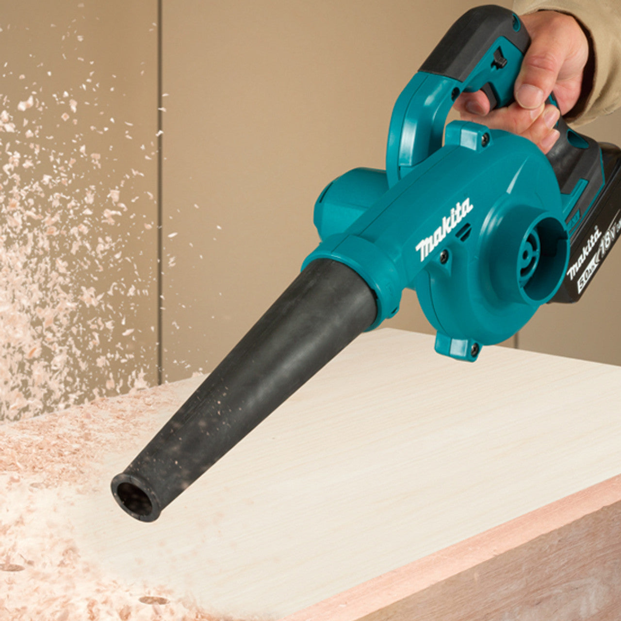 Makita MAK-DUB185Z 18V Cordless Blower / Vacuum