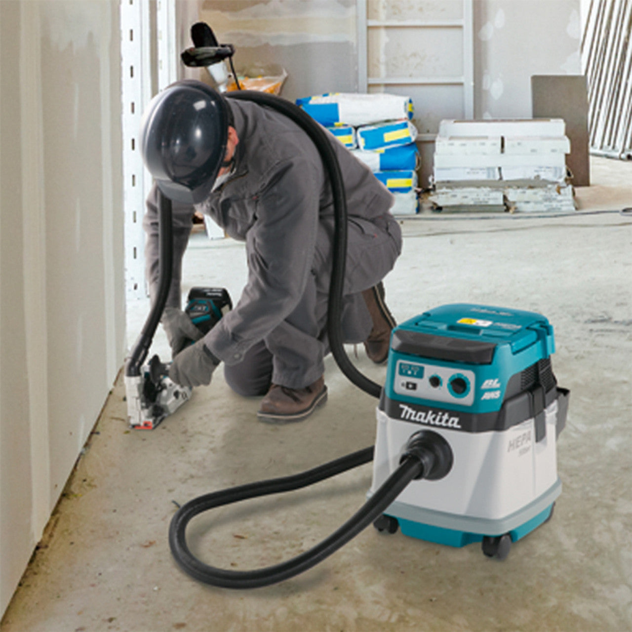 Makita MAK-DVC151LZ 18Vx2 LXT Cordless Vacuum Cleaner (15.0 L)