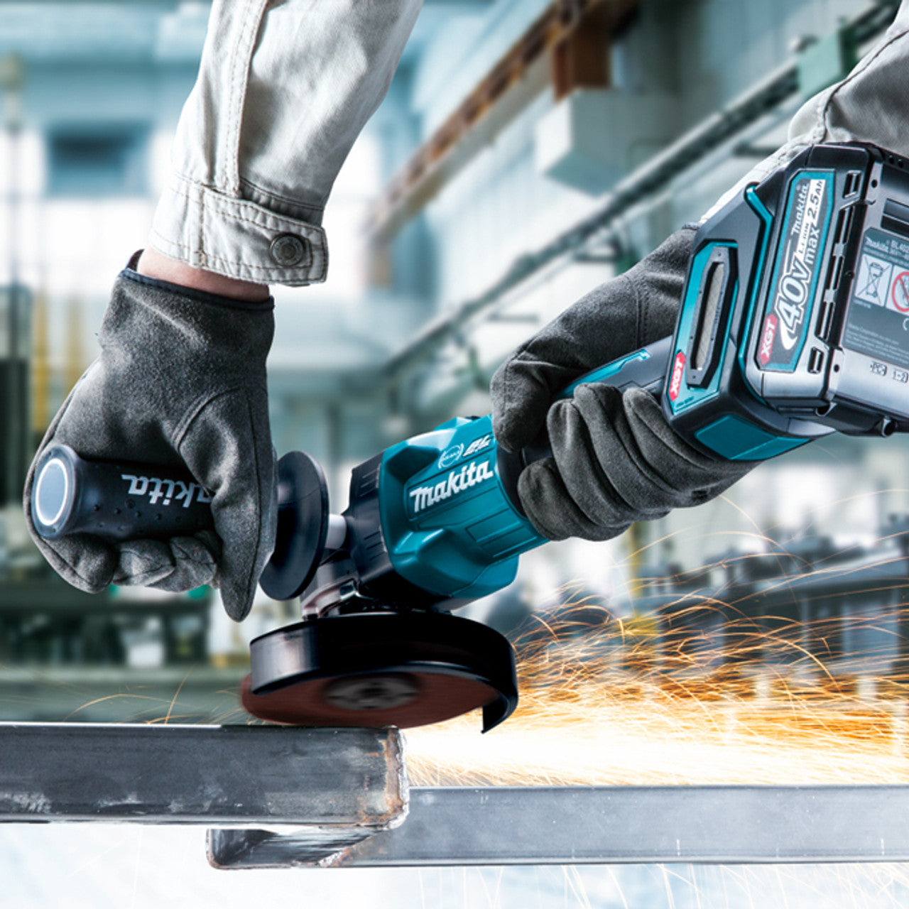 Makita MAK-GA023GM102 40V MAX XGT 5in Angle Grinder 4.0Ah KIT