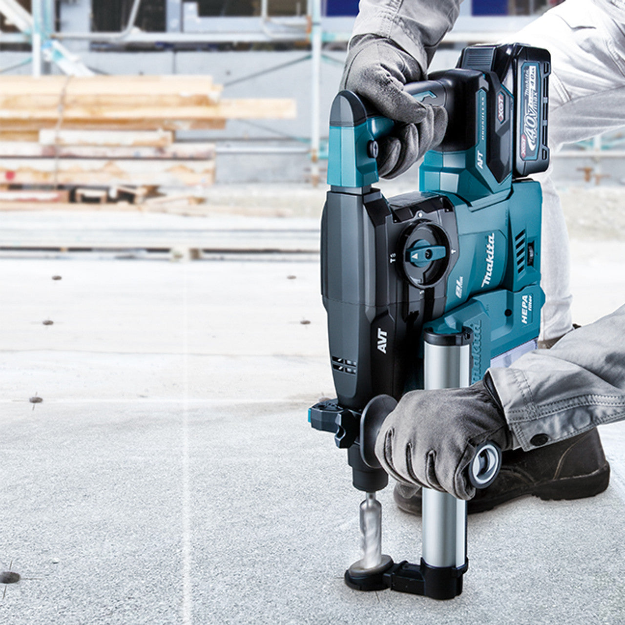 Makita MAK-HR008GM202 40V MAX XGT Cordless 1-3/16in SDS-PLUS Rotary Hamer w/ DX10 Dust Extraction Attachment 4.0 Ah Kit