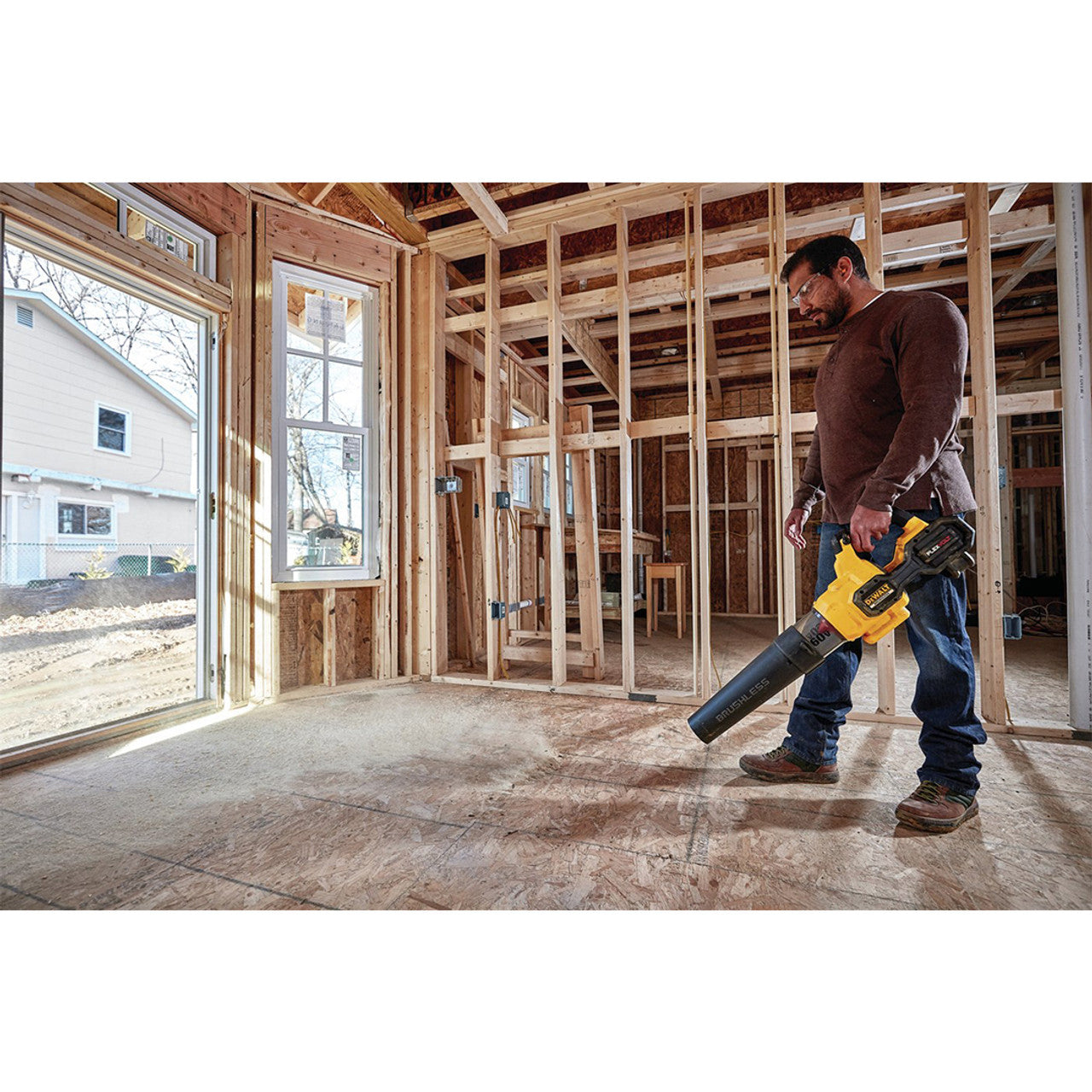 DEWALT DEW-DCBL772X1 60V MAX FLEXVOLT Brushless Handheld Blower Kit