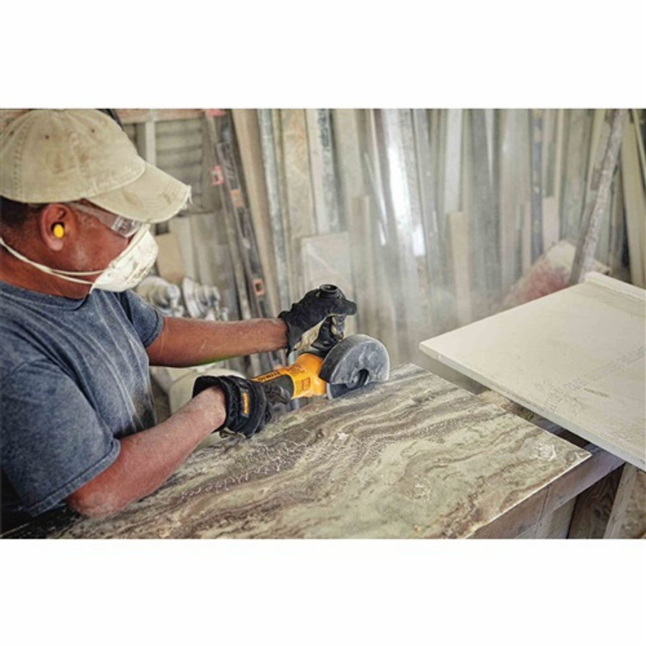 DEWALT DEW-DWE43231VS 5in Brushless Variable Speed Slide Switch Small Angle Grinder w/ Kickback Brake & Pipeline Cover