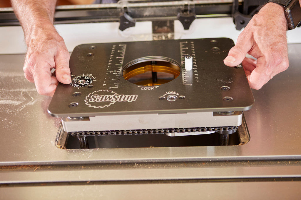 SawStop SAW-RTLFT Four-Post Router Lift with Lock