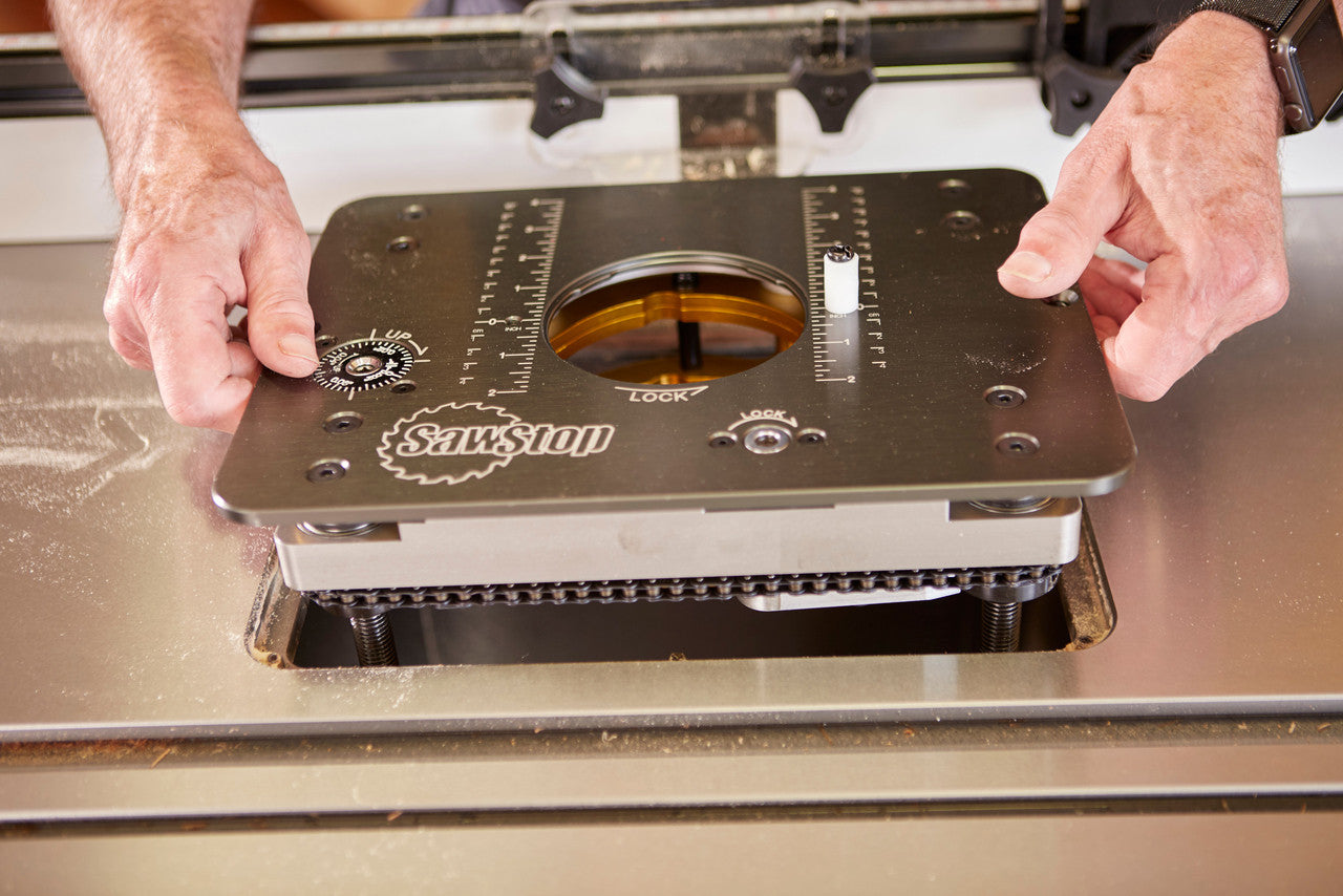 SawStop SAW-RTLFT Four-Post Router Lift with Lock