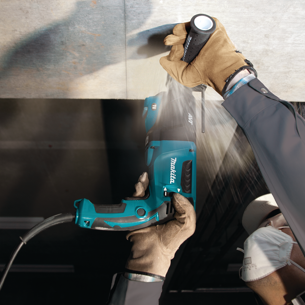 Makita MAK-HR2631F 1in AVT SDS Plus Rotary Hammer