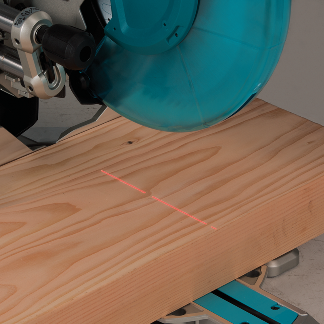 Makita MAK-LS1219L 12in Dual Bevel Sliding Compound Miter Saw with Laser