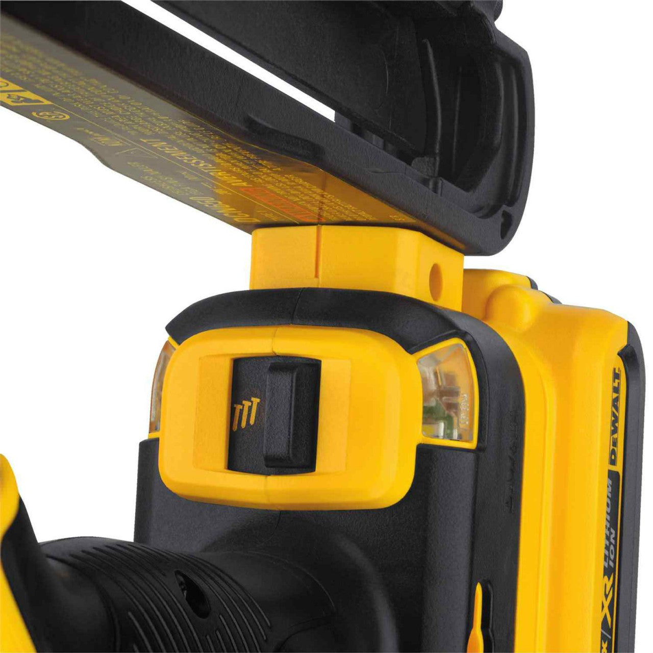 DEWALT DEW-DCN650D1 20V MAX XR 15 Ga Angled Finish Nailer Kit with 2.0Ah Battery