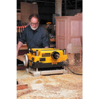 DEWALT DEW-DW735XCAN 13in 15.0A 2 speed Planer - With EXT. Tables & Blades