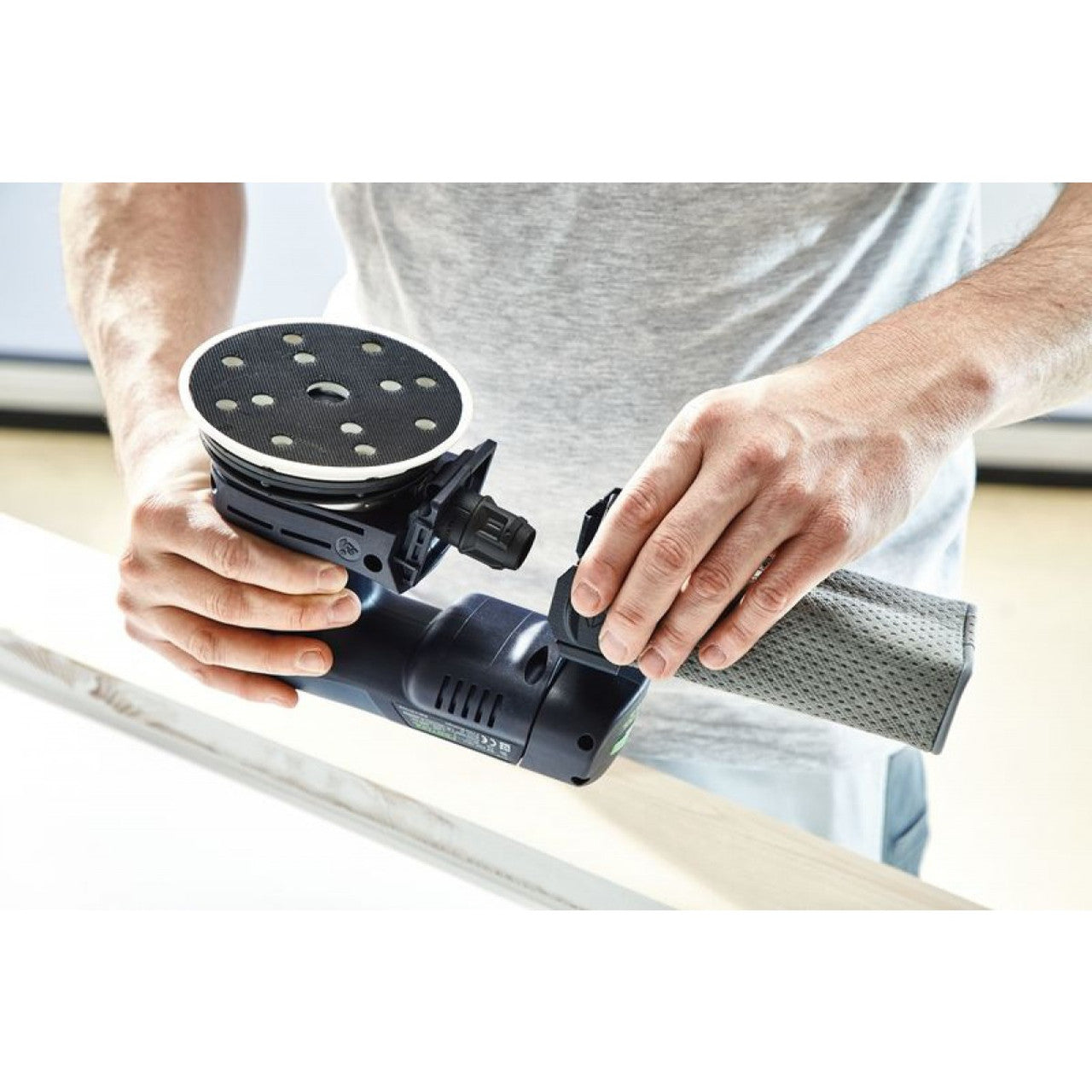 Festool FES-576822 ETSC 125 18 V Brushless Hybrid Cordless 125mm (5in) Sander
