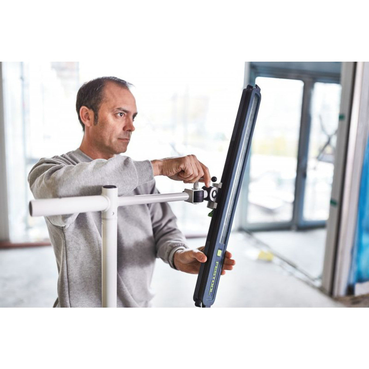 Festool FES-202912 SysLite STL 450 Surface Inspection Light Set With Tripod (FES-201938, FES-200038, FES-201936)