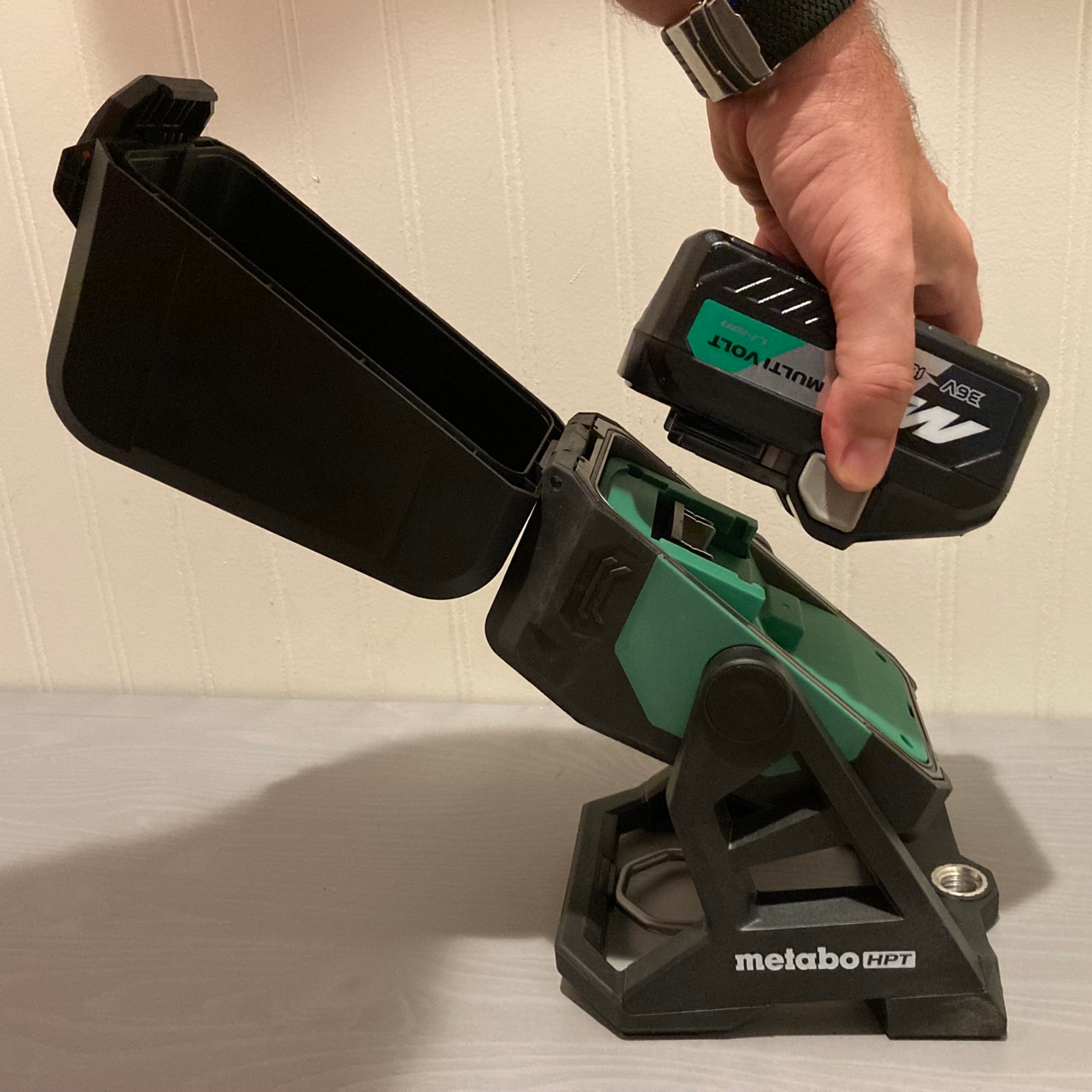 Metabo-HPT HPT-UB18DBQ4M 18V MultiVolt Cordless LED Work Light (Bare Tool)